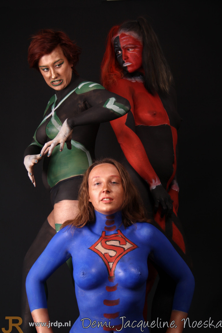 Datum: 03-11-2018
Modellen (v.l.n.r.): Jacqueline, Demi en Noeska
Bodypainters: Karel & Anoniem Datum: 03-11-2018
Modellen (v.l.n.r.): Jacqueline, Demi en Noeska
Bodypainters: Karel & Anoniem